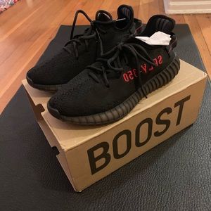 Yeezy 350 Boost V2